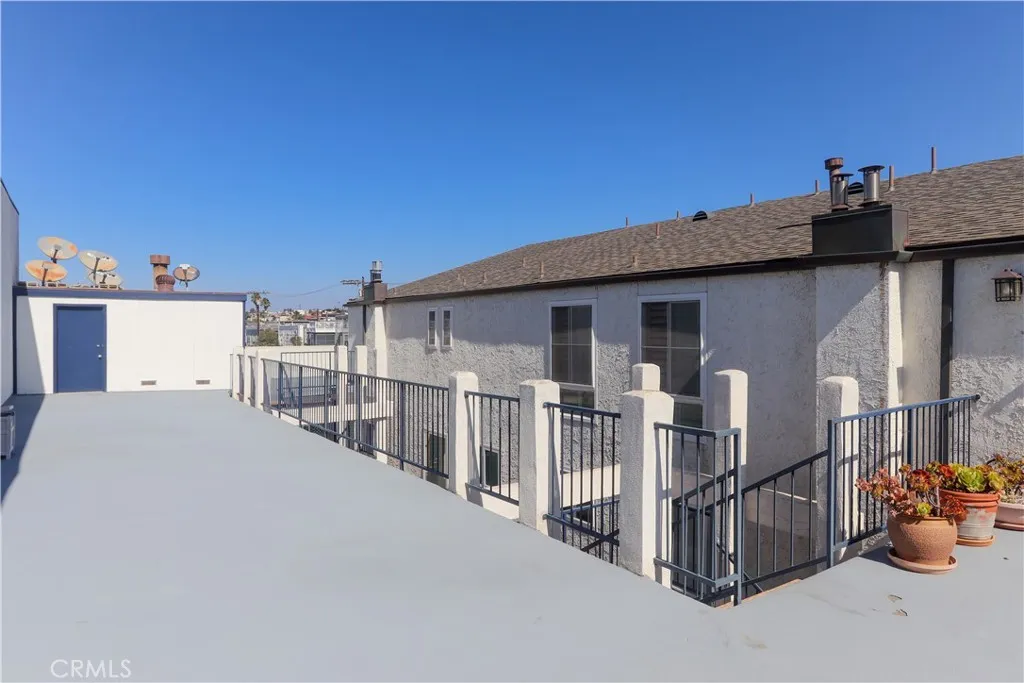 Hermosa Beach, California 90254, United States, 1 Bedroom Bedrooms, ,1 BathroomBathrooms,Residential,Active,233766