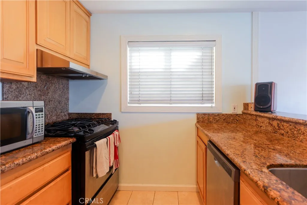 Hermosa Beach, California 90254, United States, 1 Bedroom Bedrooms, ,1 BathroomBathrooms,Residential,Active,233766