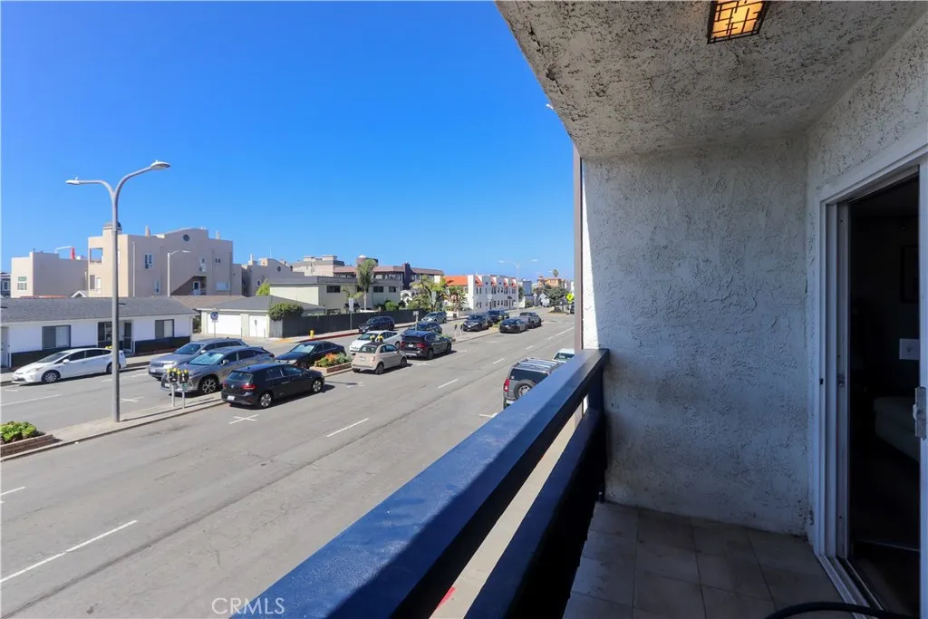 Hermosa Beach, California 90254, United States, 1 Bedroom Bedrooms, ,1 BathroomBathrooms,Residential,Active,233766