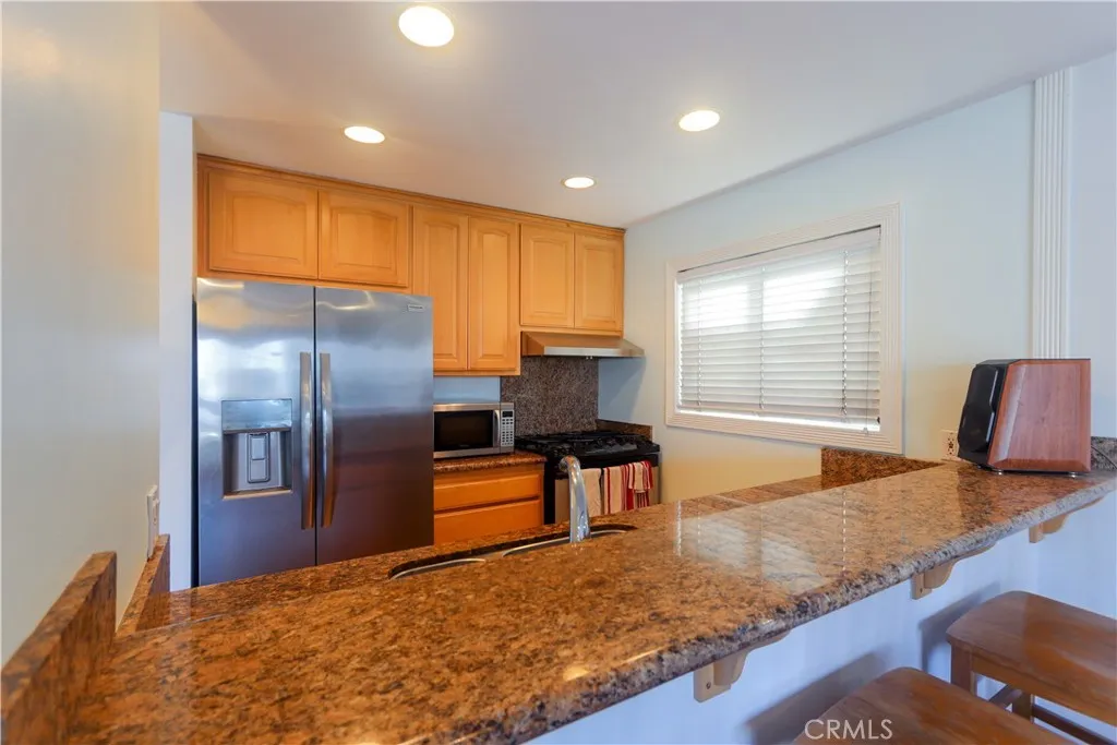 Hermosa Beach, California 90254, United States, 1 Bedroom Bedrooms, ,1 BathroomBathrooms,Residential,Active,233766