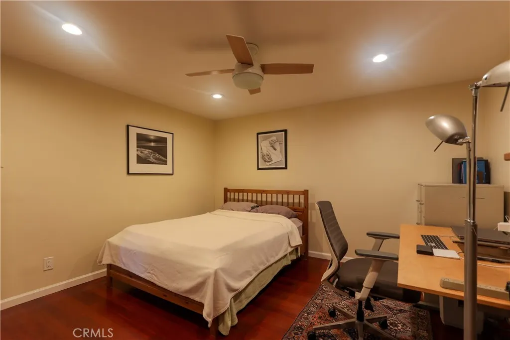 Hermosa Beach, California 90254, United States, 1 Bedroom Bedrooms, ,1 BathroomBathrooms,Residential,Active,233766