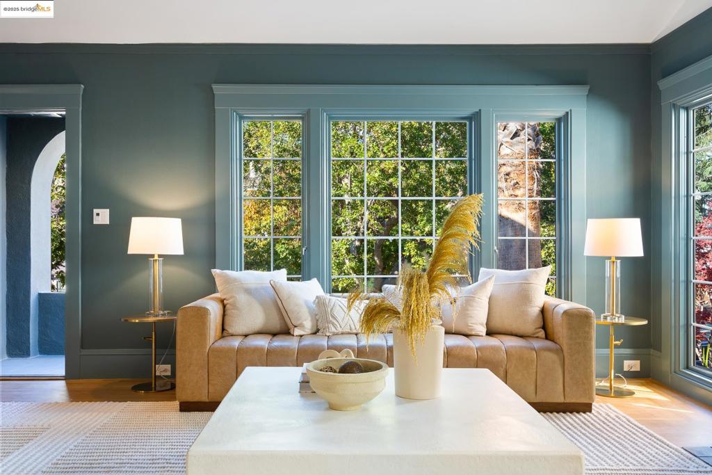 CROCKER HGHLANDS - Residential