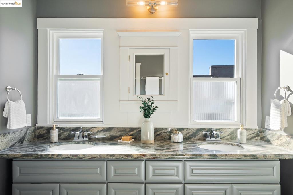 CROCKER HGHLANDS - Residential