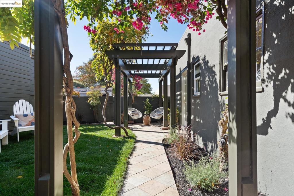 CROCKER HGHLANDS - Residential