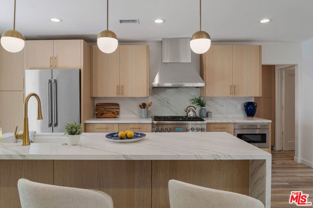 750 N Stanley Avenue, Los Angeles CA 90046