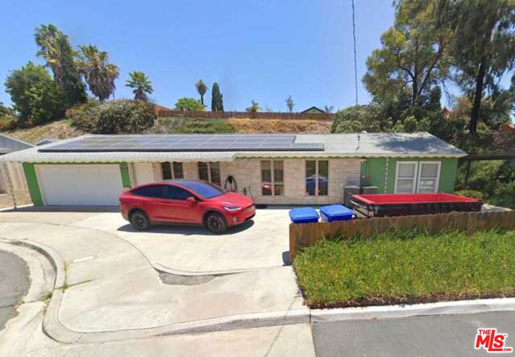 3405 Aveley Place