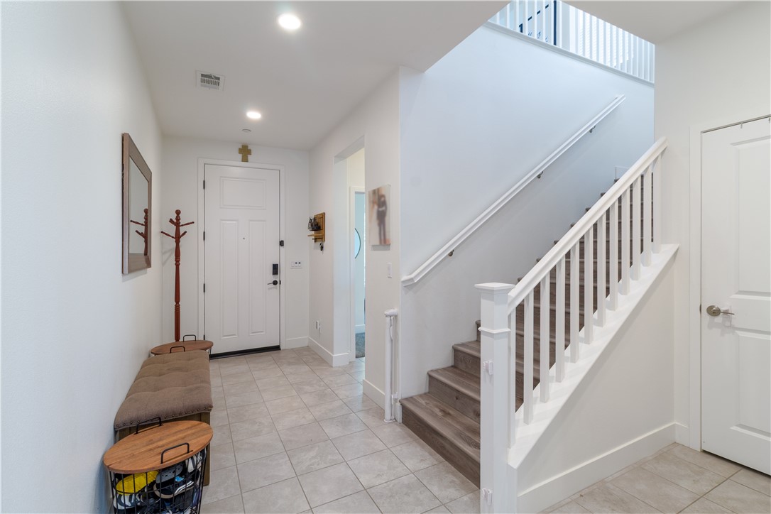 Bedford Canyon - Residential Lease