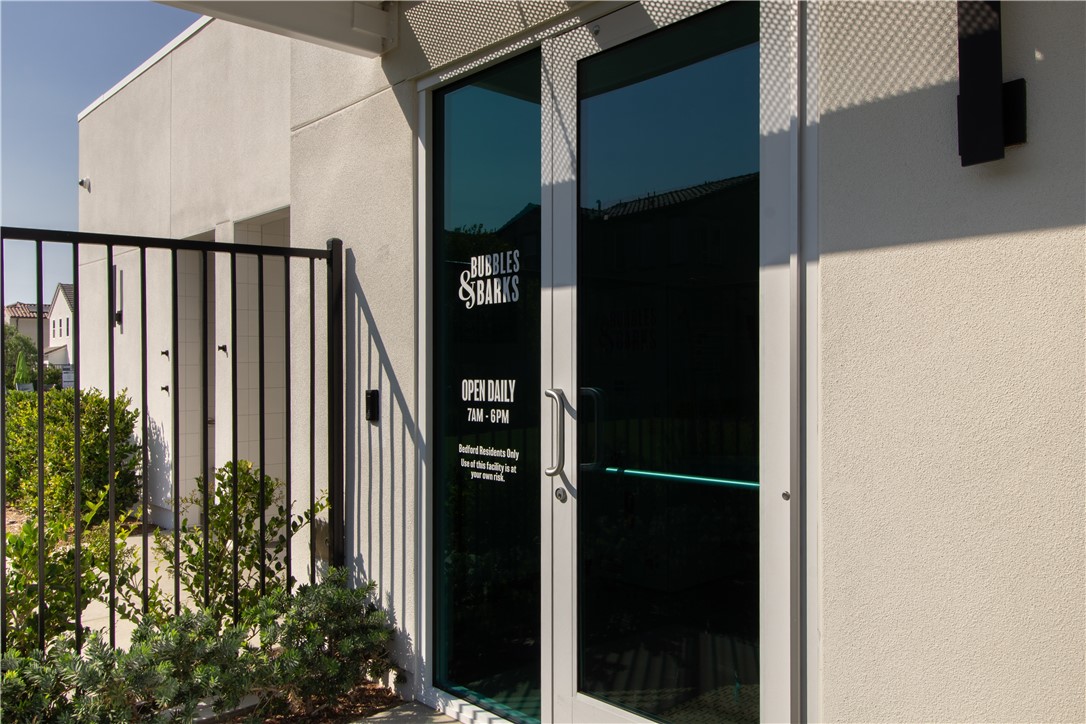 Bedford Canyon - Residential Lease