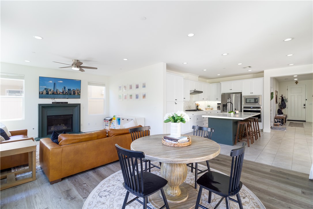 Bedford Canyon - Residential Lease