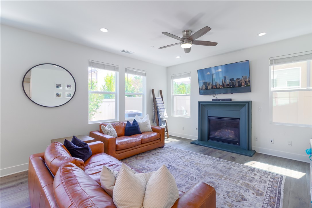 Bedford Canyon - Residential Lease