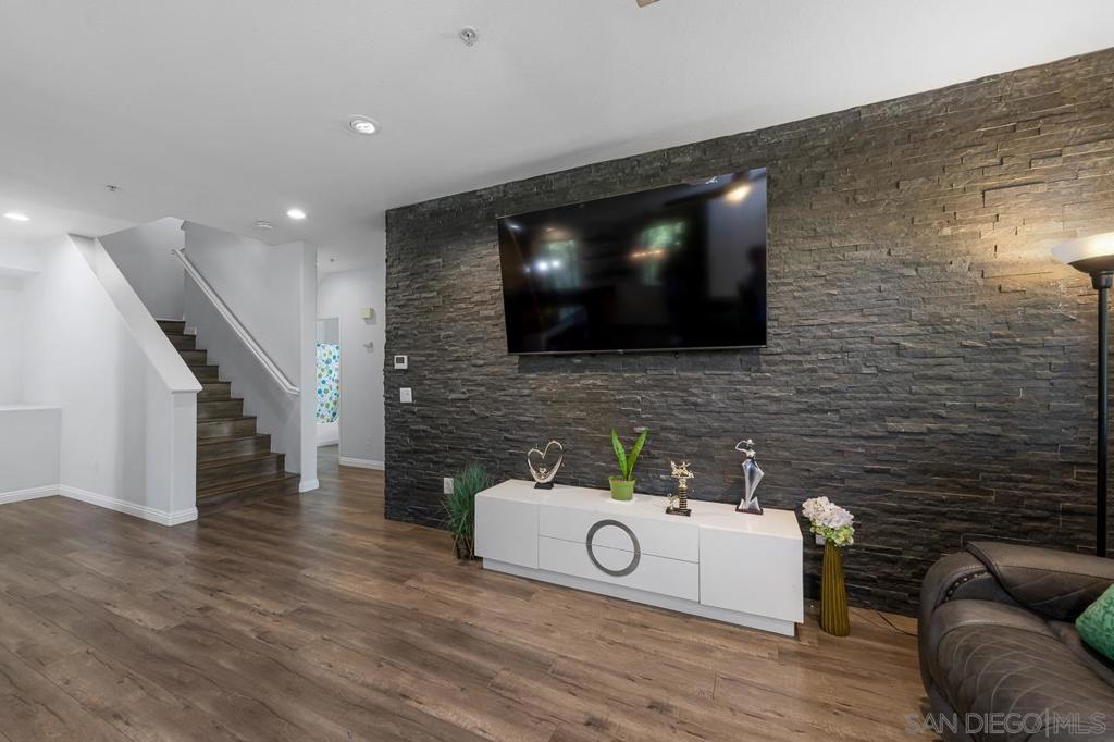 1338 Starry Way