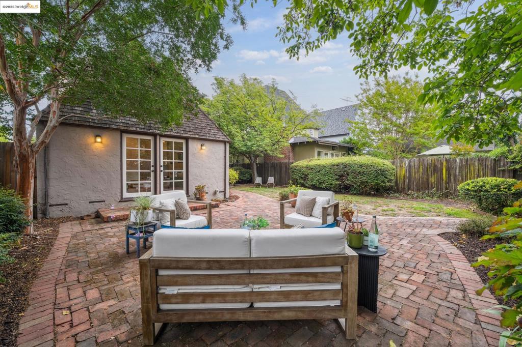 ESTUDILLO ESTATES - Residential