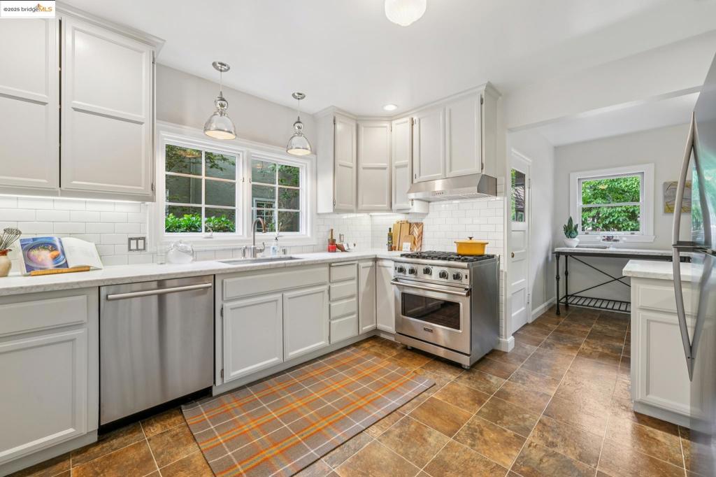 ESTUDILLO ESTATES - Residential