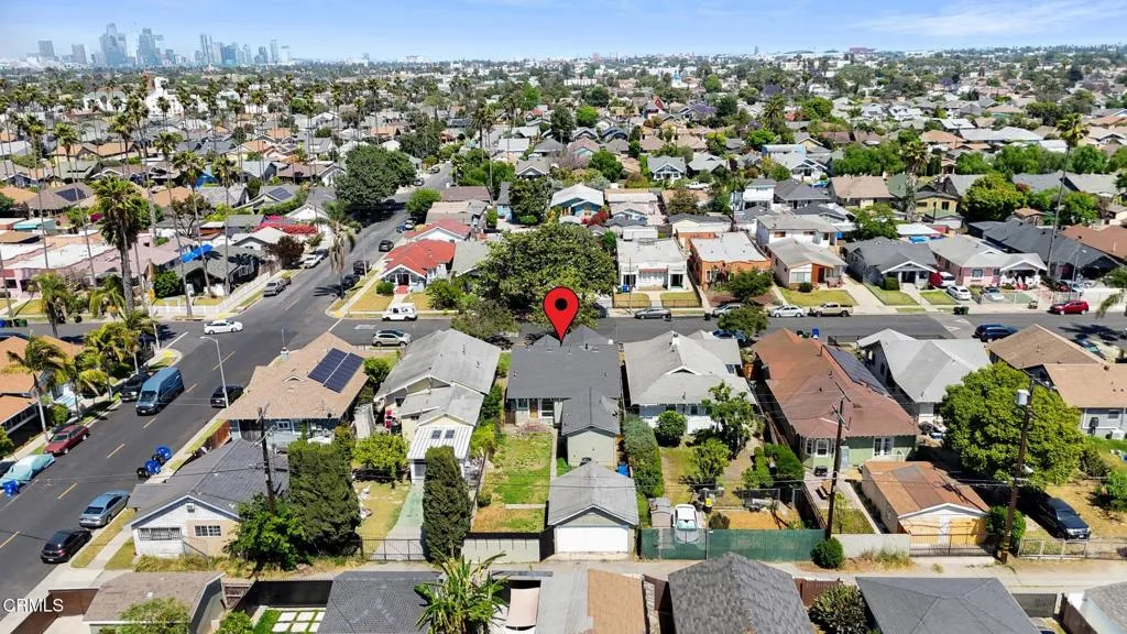 Los Angeles, California 90018, United States, 2 Bedrooms Bedrooms, ,2 BathroomsBathrooms,Residential,Active,162289