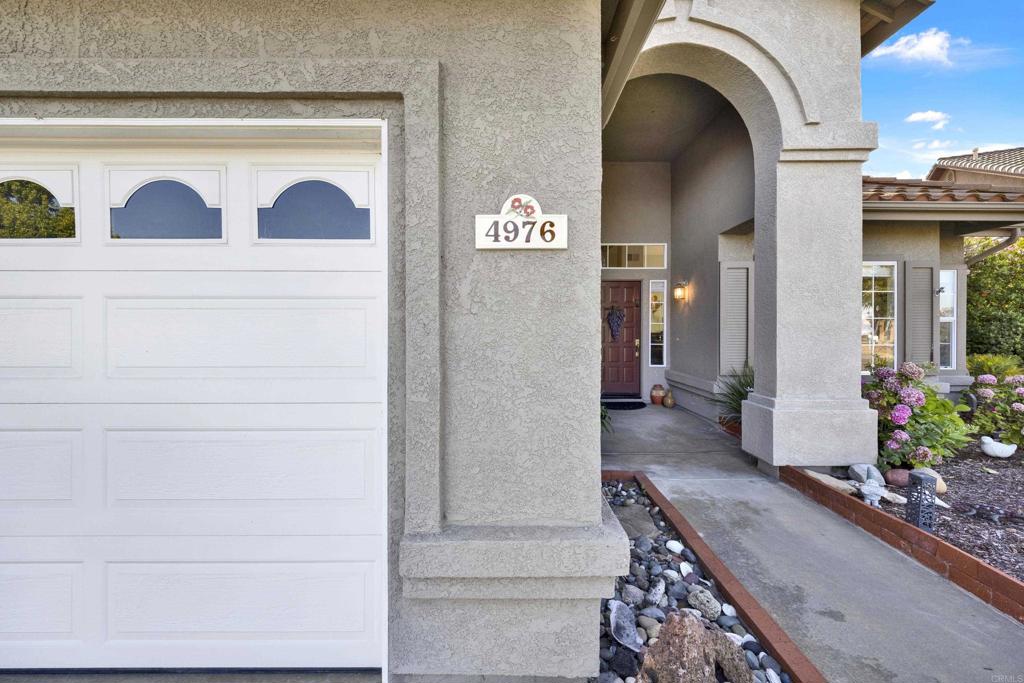 4976 Skyhawk Way