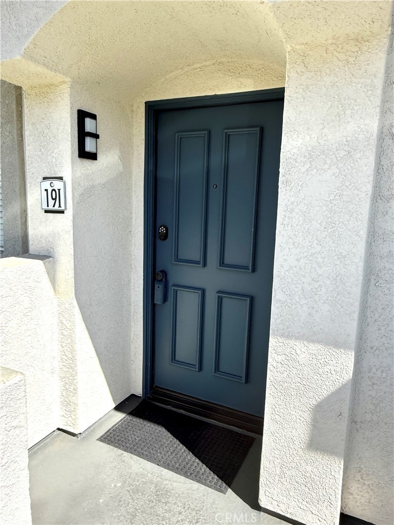 La Vista (LVIS) - Residential Lease