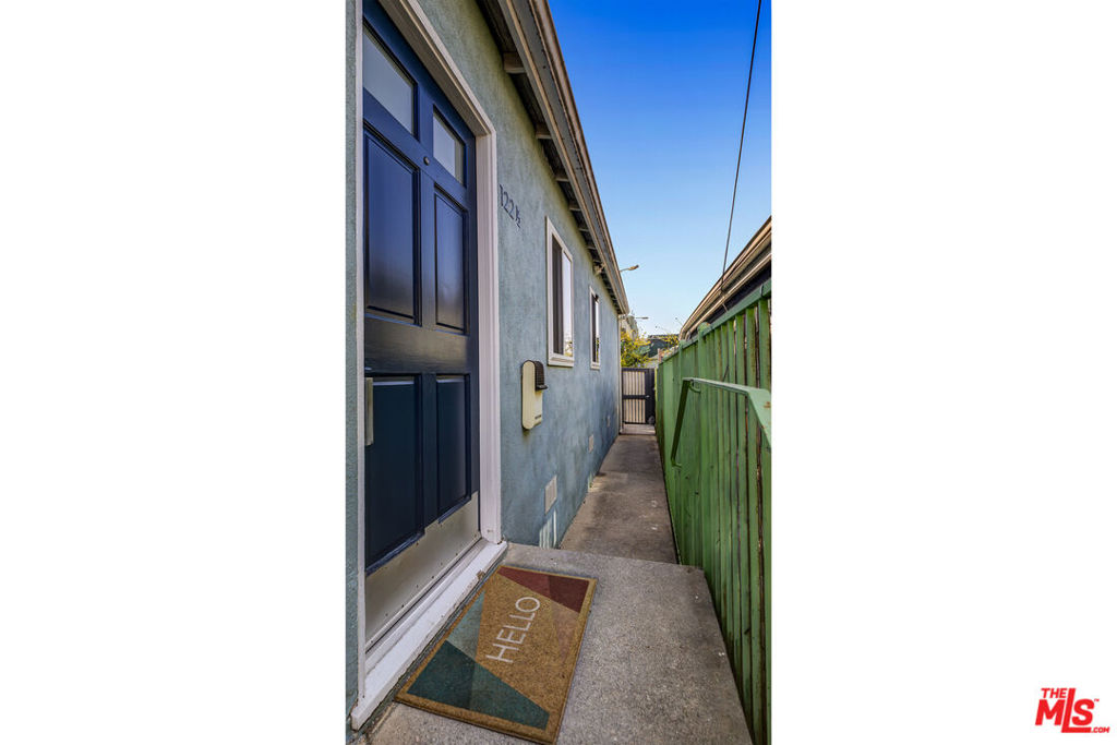 122 Thornton Place