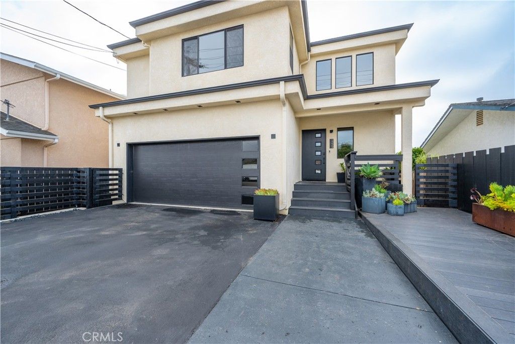 Photo of 1229 Hillcrest Dr, Morro Bay, CA 93442 (MLS # PI25266316)