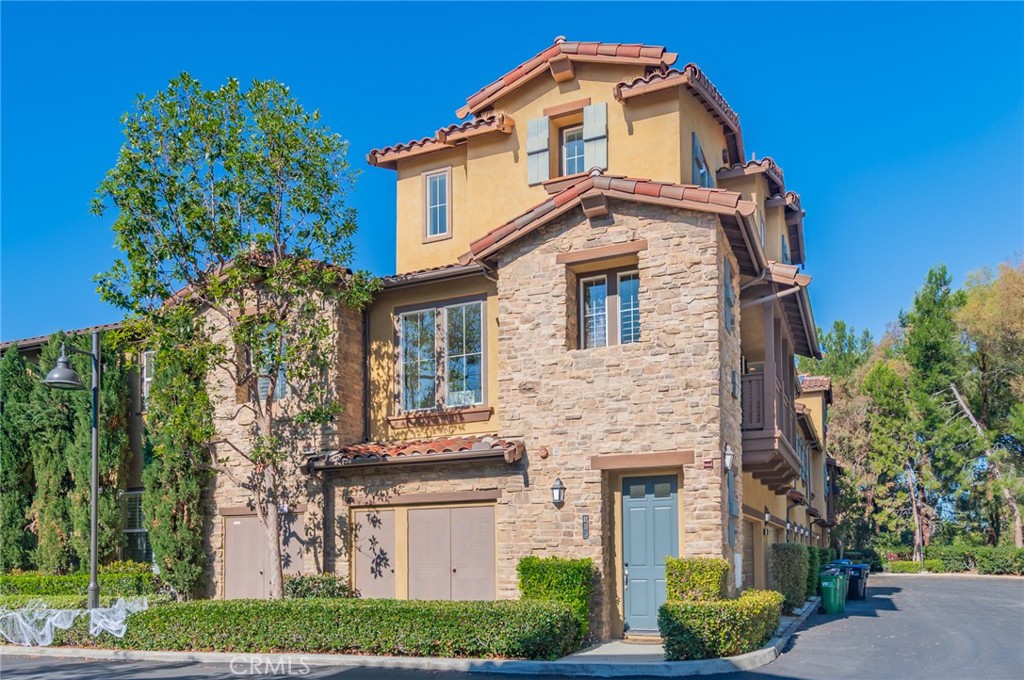 Ashton Green (ASHG) - Residential Lease