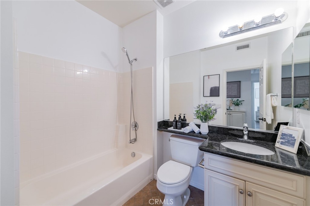 Ashton Green (ASHG) - Residential Lease