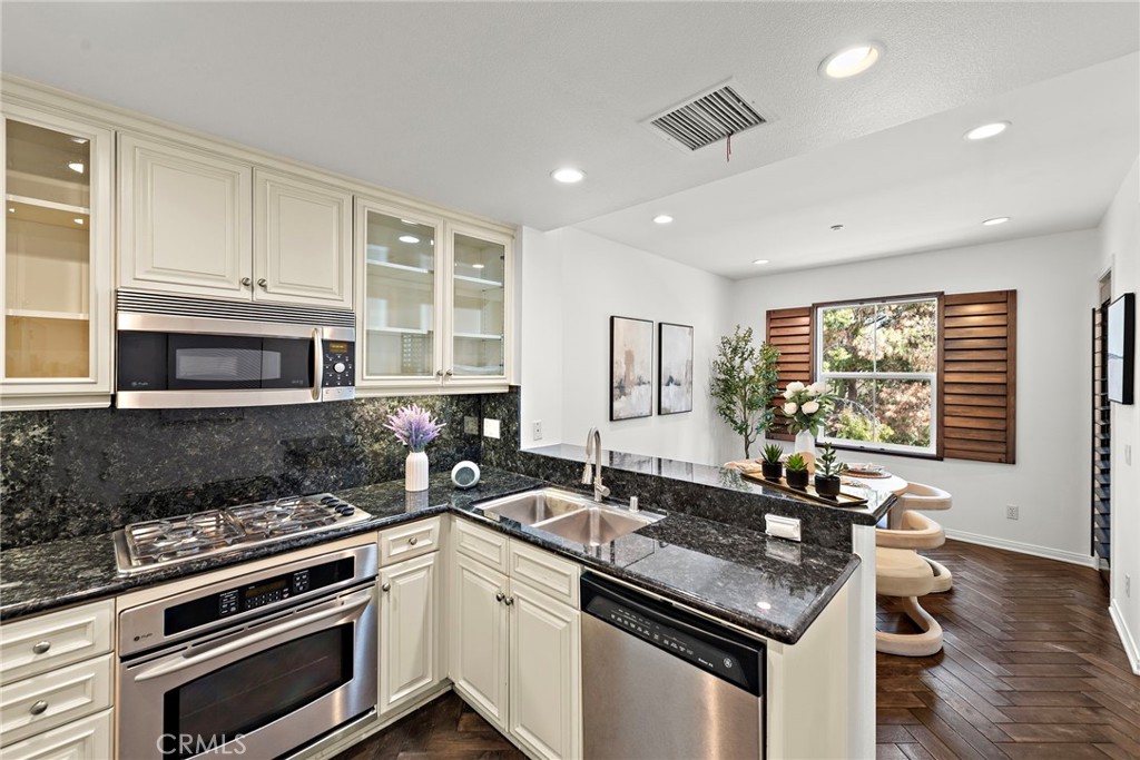 Ashton Green (ASHG) - Residential Lease