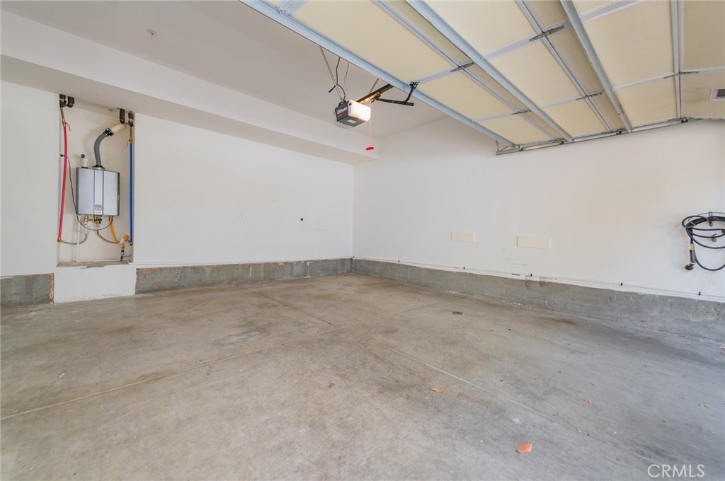 Ashton Green (ASHG) - Residential Lease