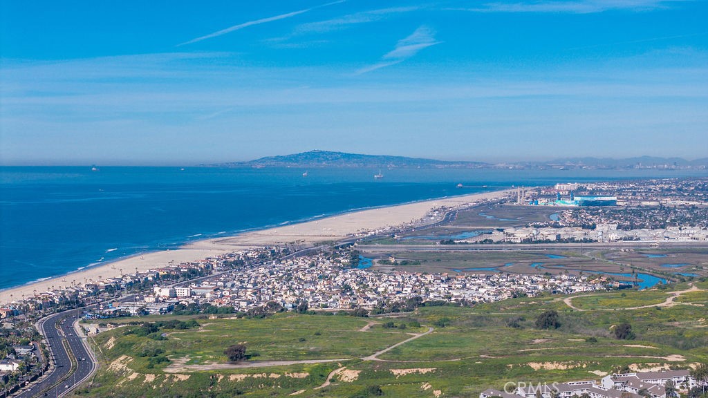 101 SCHOLZ PLAZA PH 16