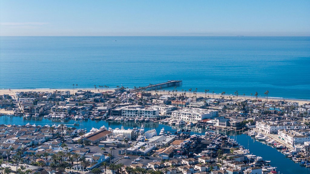 101 SCHOLZ PLAZA PH 16