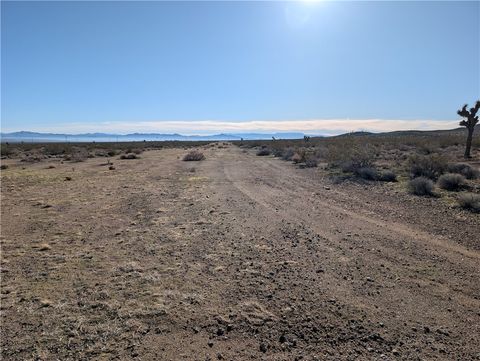 Photo of 7901 Princess Pat Mine RD Rd, Adelanto, CA 92301 (MLS # HD25282358)