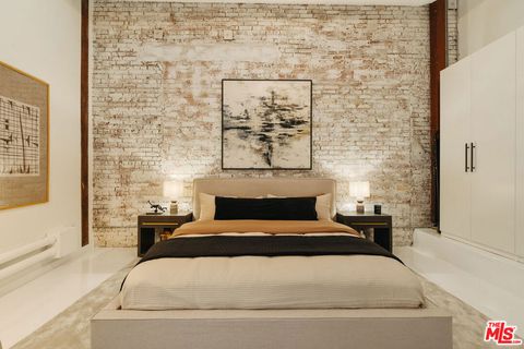 500 Molino Street 101 Los Angeles CA 90013