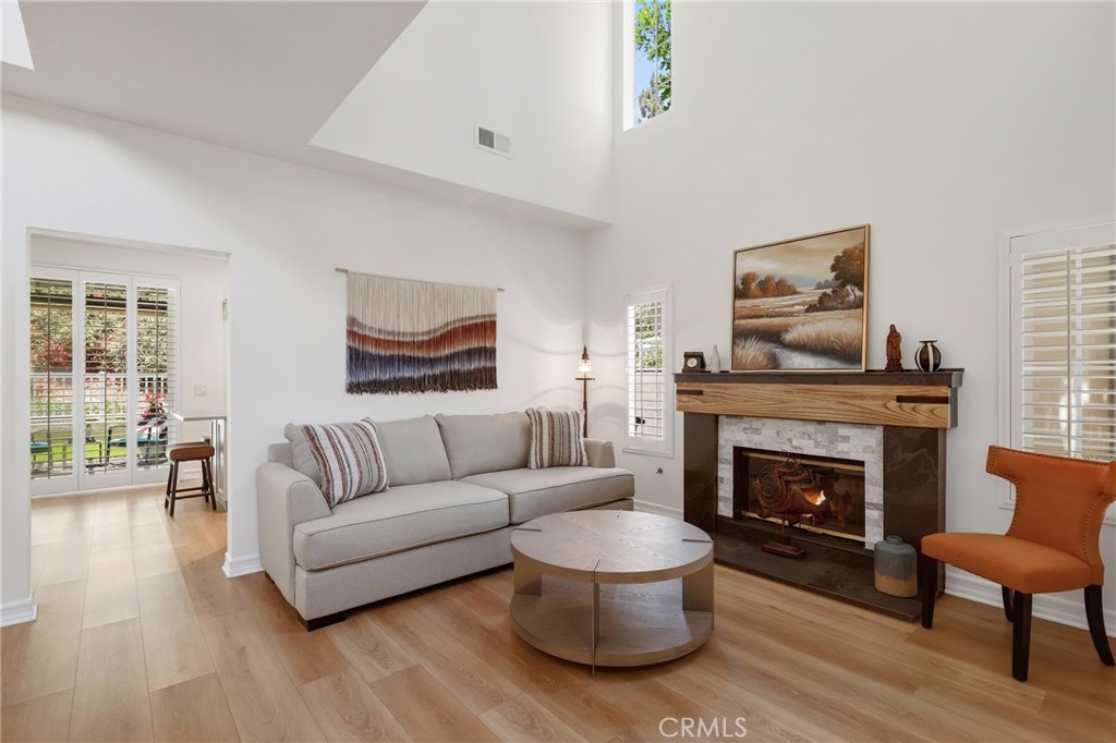 15 Meadowbrook