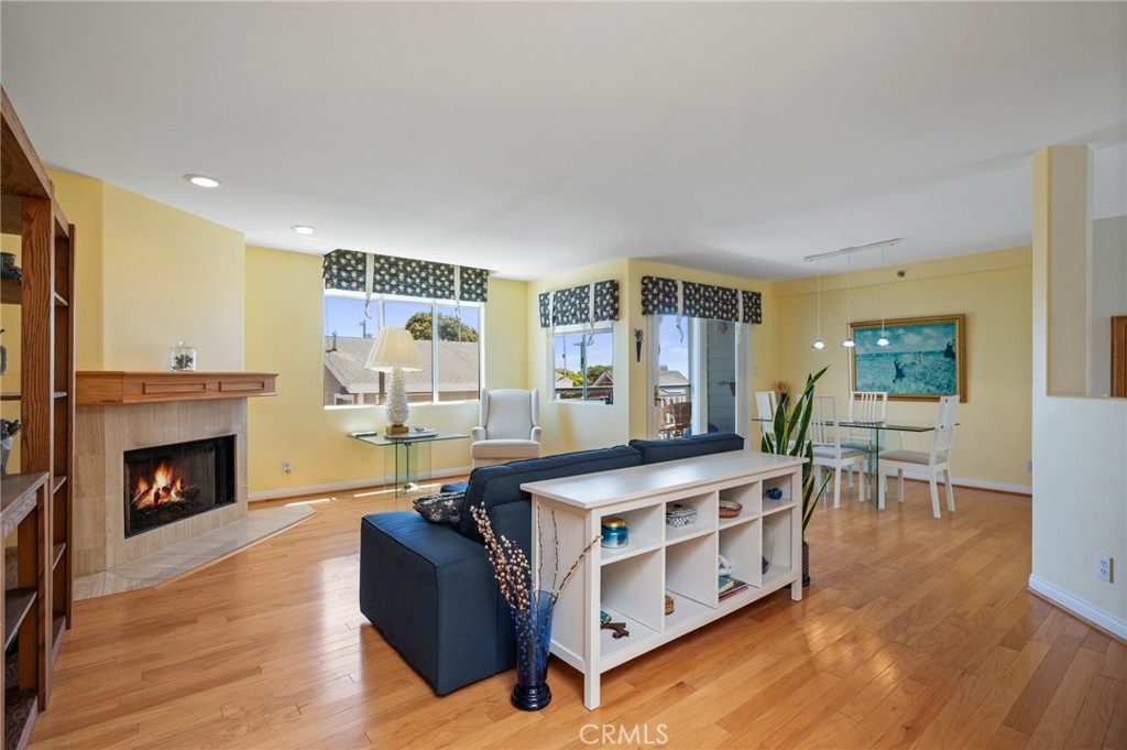 669 W 40th 2