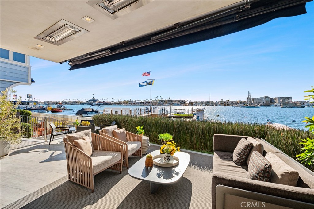 304 S Bay Front