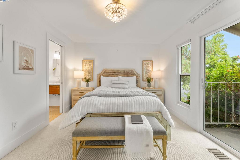 LIVERMORE DOWNS - Residential