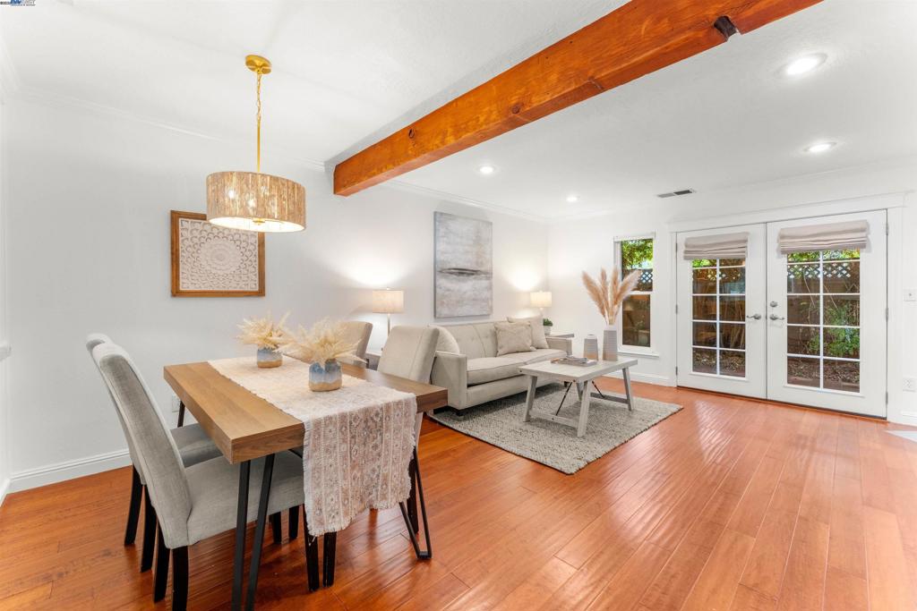 LIVERMORE DOWNS - Residential