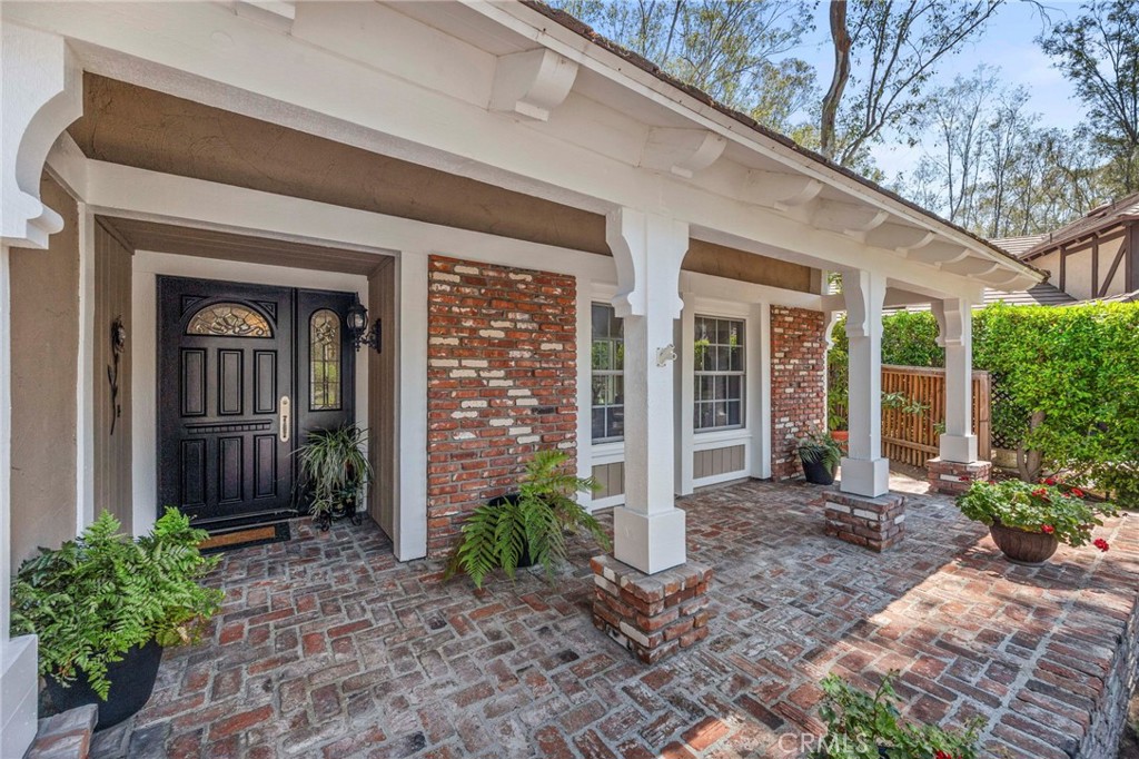 24966 Valley Rim Terrace