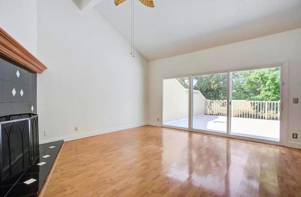 7959 La Riviera Drive