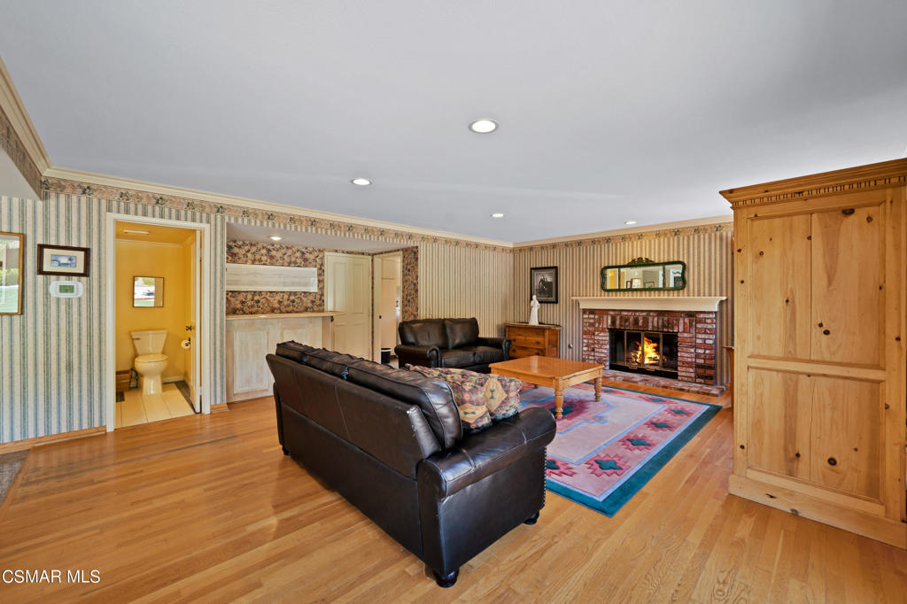 Morrison Ests/Sutton Valley-826 - 826 - Residential