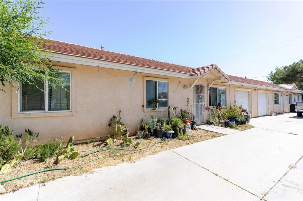 38726 4th Street E