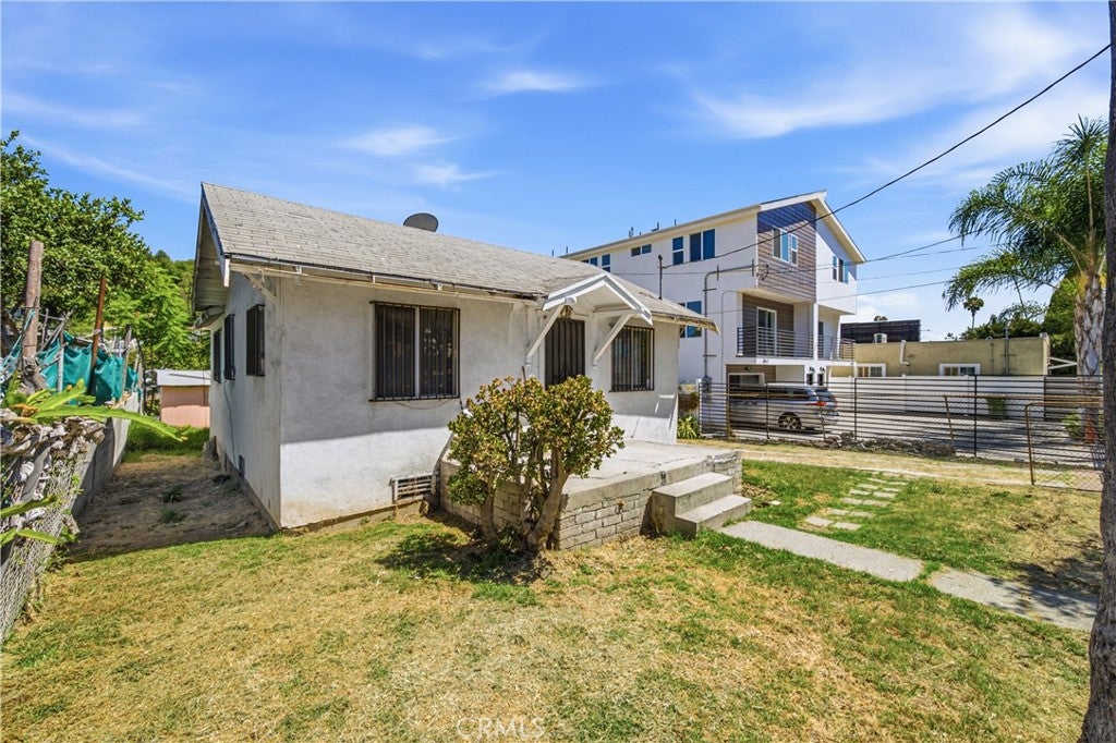4524 Huntington Drive N, Los Angeles CA 90032