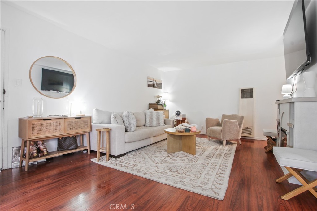 Alamitos Beach (AB) - Residential Lease