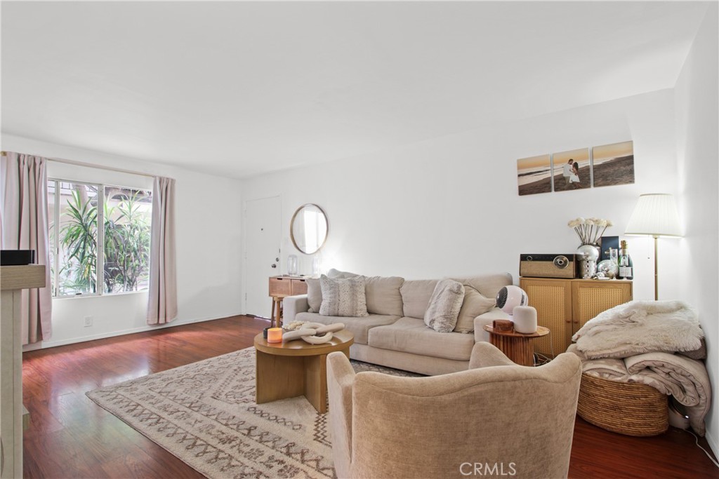 Alamitos Beach (AB) - Residential Lease