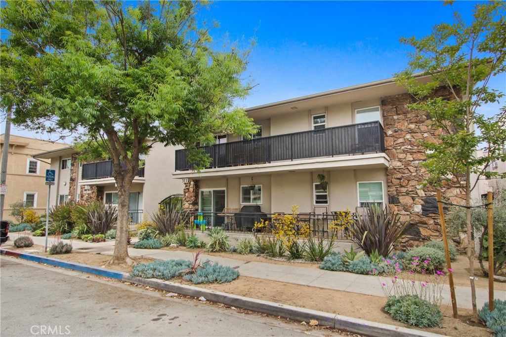 Alamitos Beach (AB) - Residential Lease