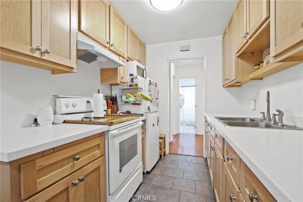 Alamitos Beach (AB) - Residential Lease