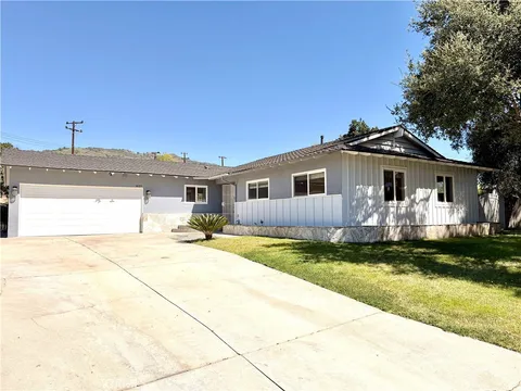MLS: OC26056106