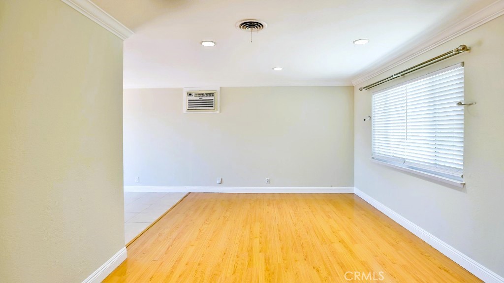 7360 Thunderbird Lane