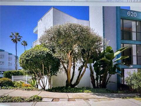 Photo of 620 The Village #107, Redondo Beach, CA 90277 (MLS # SB26096963)