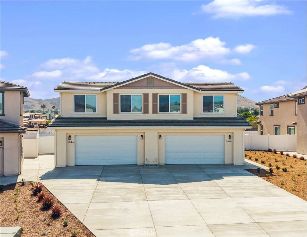 5846 -5848 Persepolis Court