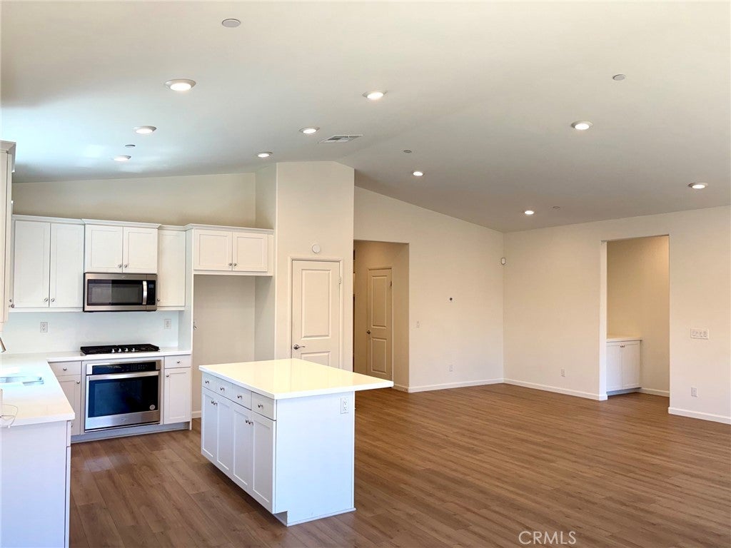 15411 San Diego Lane