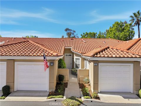 Photo of 28914 Paseo Caravella, Mission Viejo, CA 92692 (MLS # PW26064887)